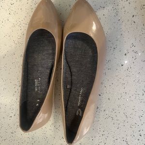 perfect neutral flats
